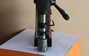 磁力鉆之麻花鉆和擴(kuò)孔鉆應(yīng)該如何選購(gòu)，有哪些區(qū)別